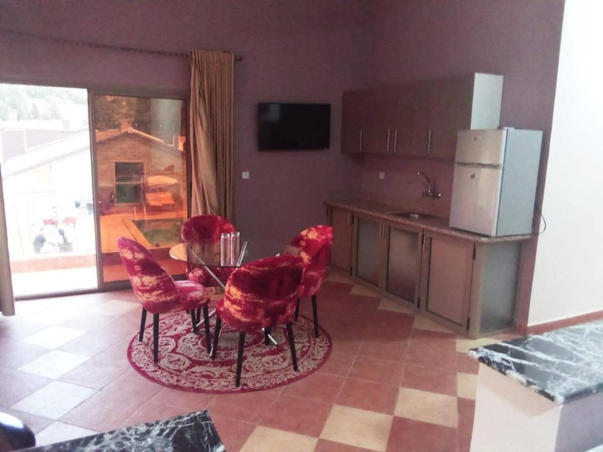 Palais Du Cedre Hotel Ait Bou Tarhat Exterior photo